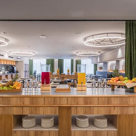 Barcelo Hotel 4*