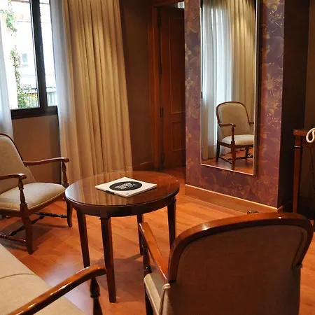 Barcelo Hotel 4*